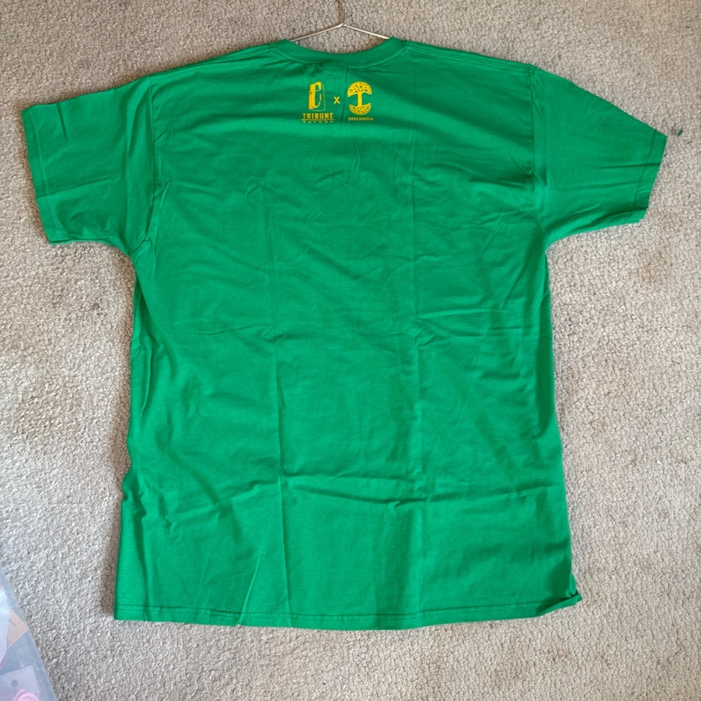 NWT Oakland A’s 1969 Boys of Summer Bando/Rudi/Vida/Fingers T-Shirt Green XL - Picture 7 of 8